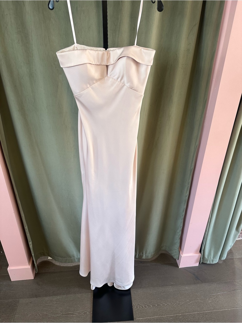 BCBGMaxAzria Cream Strapless Slip Gown
